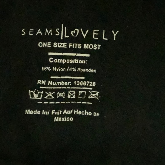 𝅺LONG sleeve black bodycon dress with composition. - Picture 5 of 6